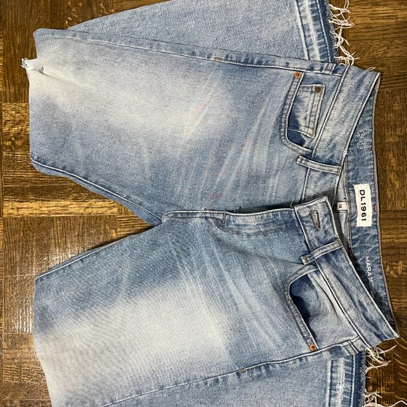 DL1961 Mara Instasculpt Straight Ankle Cropped Frayed Edge/Raw Edge Jeans - Picture 4 of 6